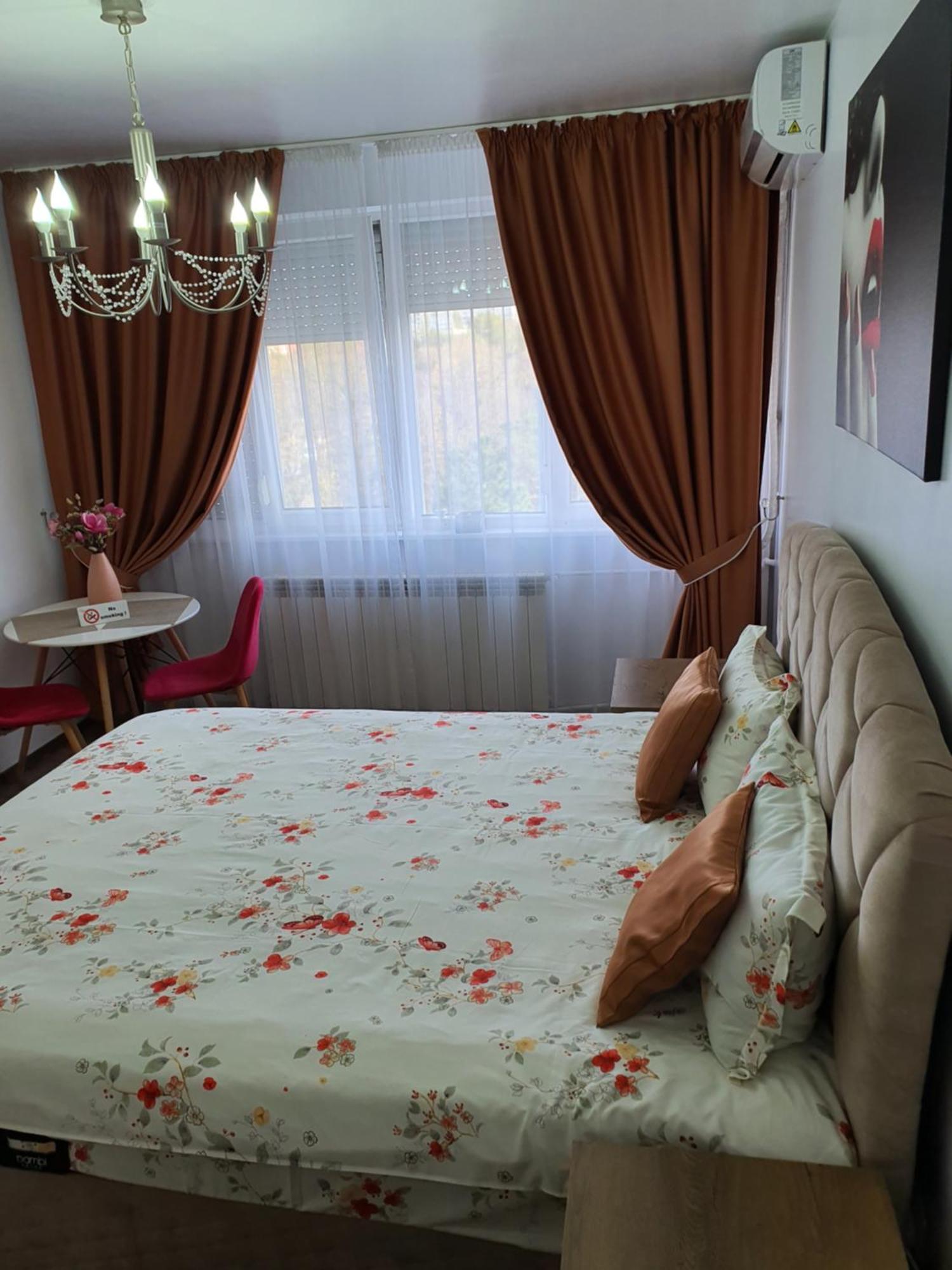 Chic Apartment- Place To Remember Galaţi Eksteriør bilde
