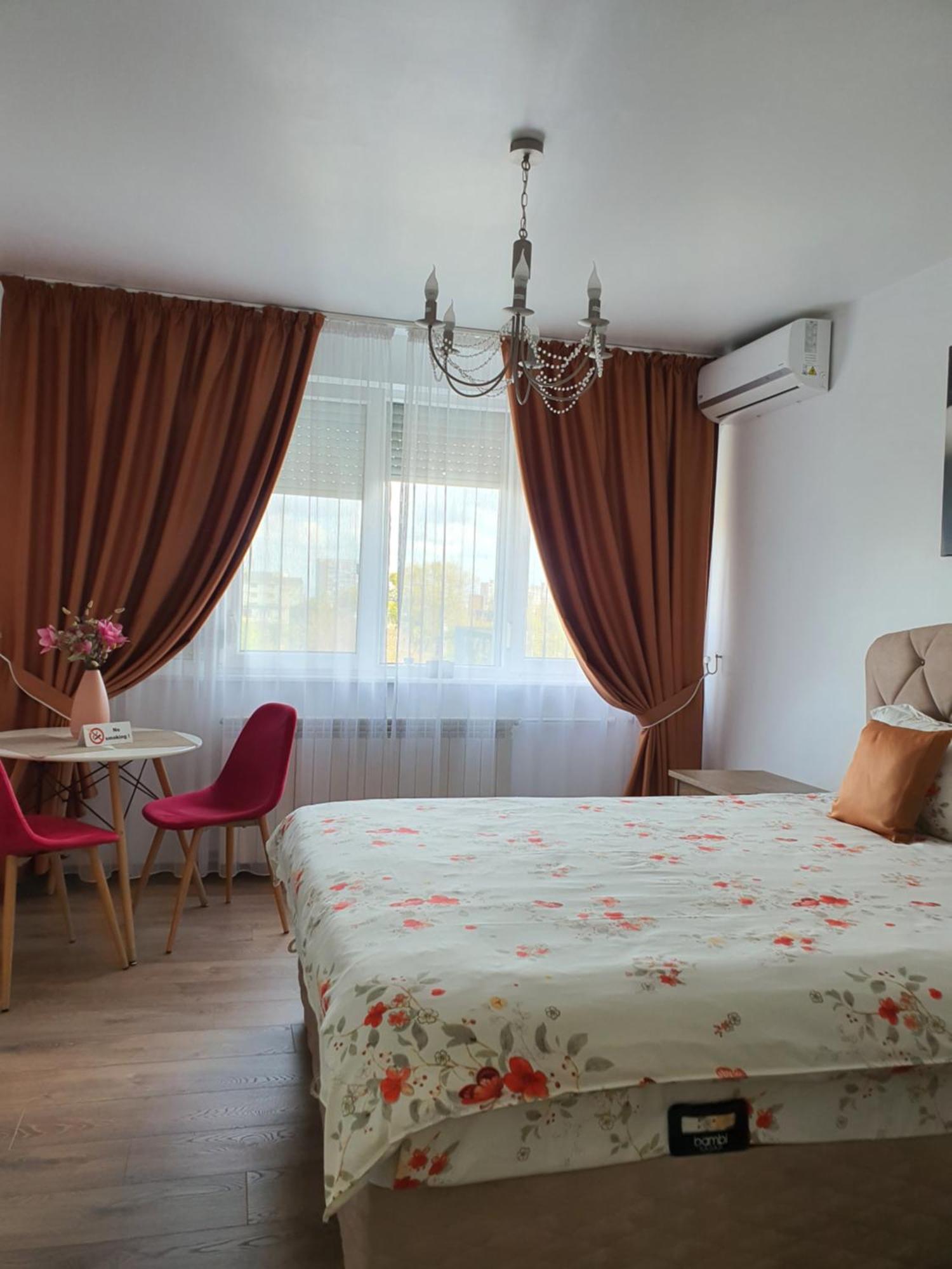 Chic Apartment- Place To Remember Galaţi Eksteriør bilde