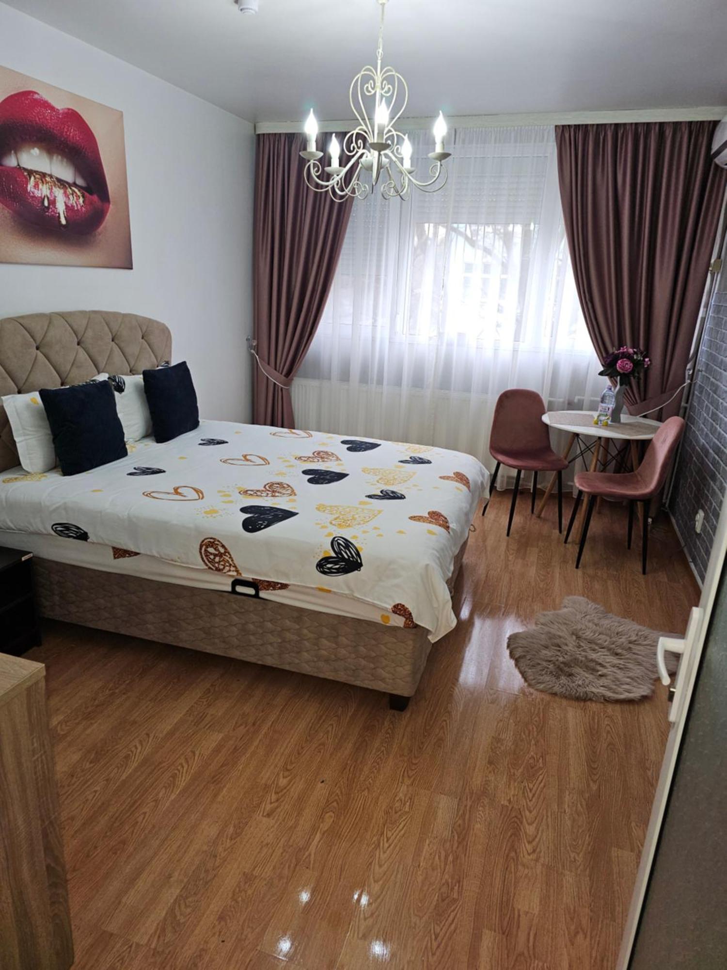 Chic Apartment- Place To Remember Galaţi Eksteriør bilde