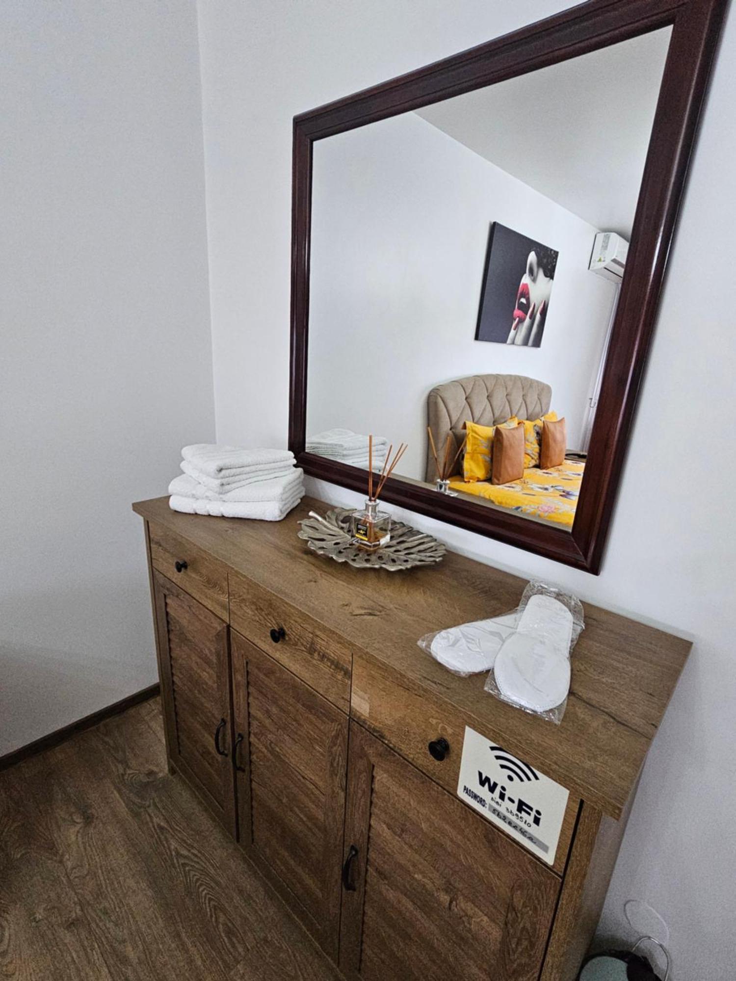 Chic Apartment- Place To Remember Galaţi Eksteriør bilde